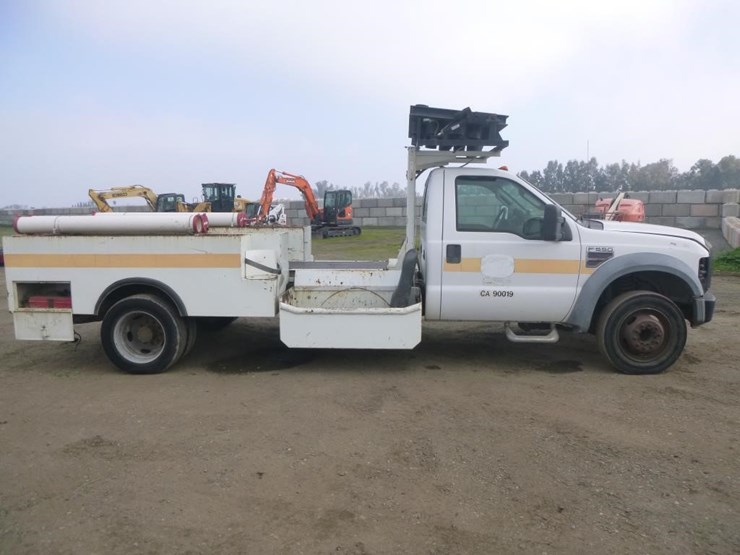 2008-ford-f550-image-8