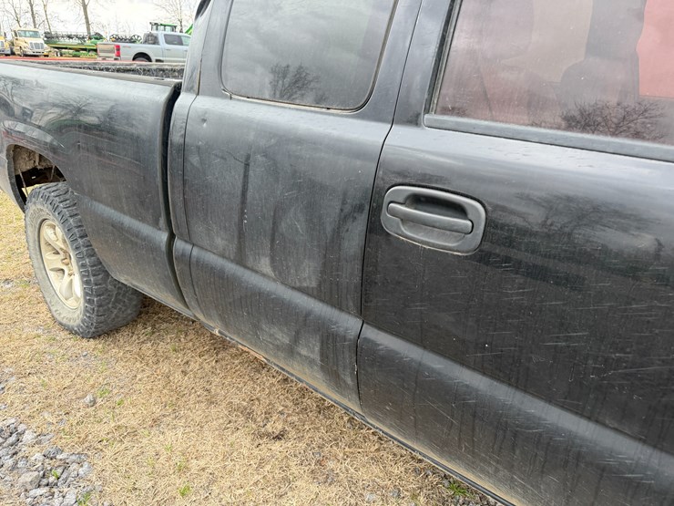 2005-chevrolet-silverado-1500-image-31