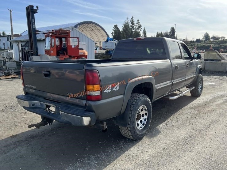 2002-chevrolet-silverado-2500-image-5