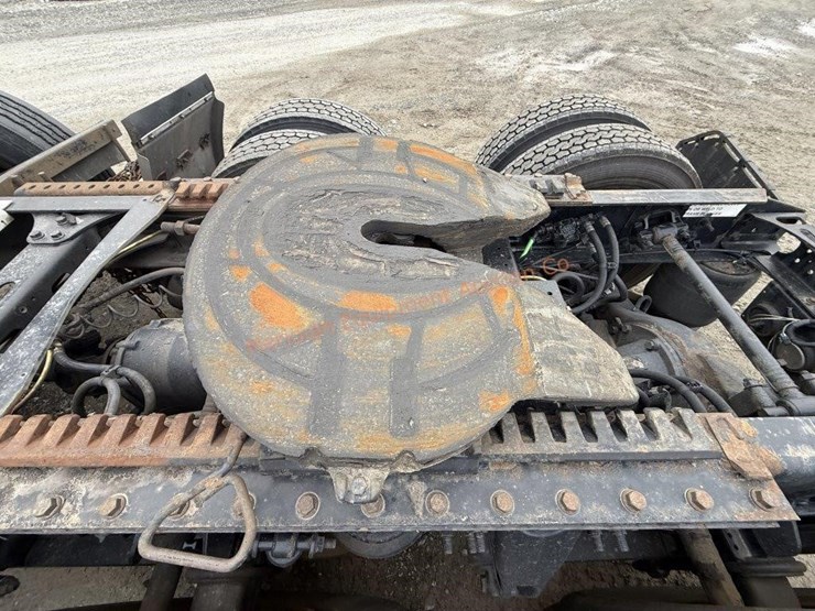 2017-international-prostar-image-45