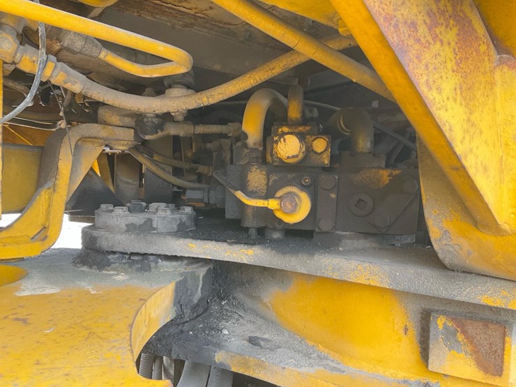 #1400-•-komatsu-wheel-loader-image-32