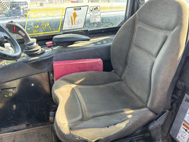 2006-jcb-527-55-image-33