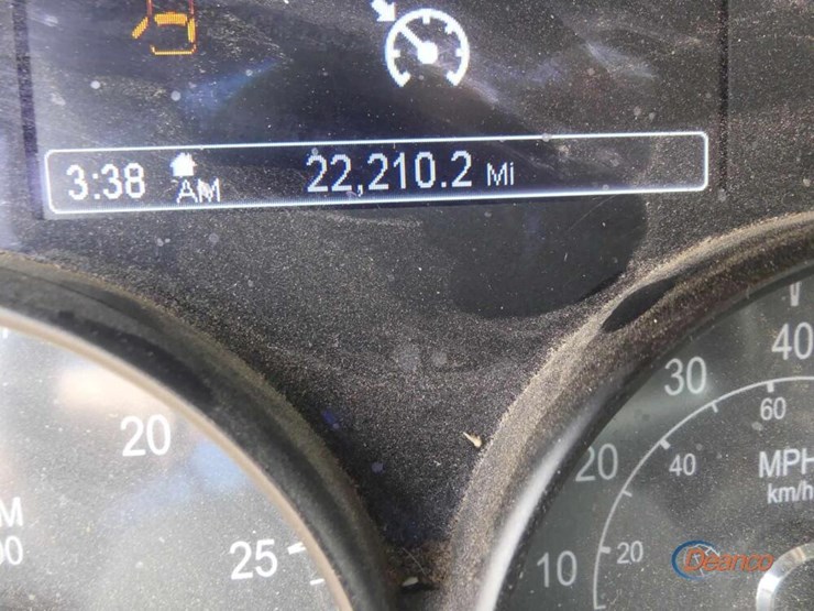 2016-peterbilt-579-image-22