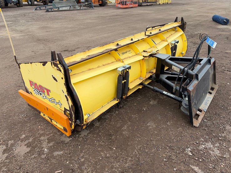 snow-wolf-fast-tach-ultra-108-quick-release-snow-pusher-image-4