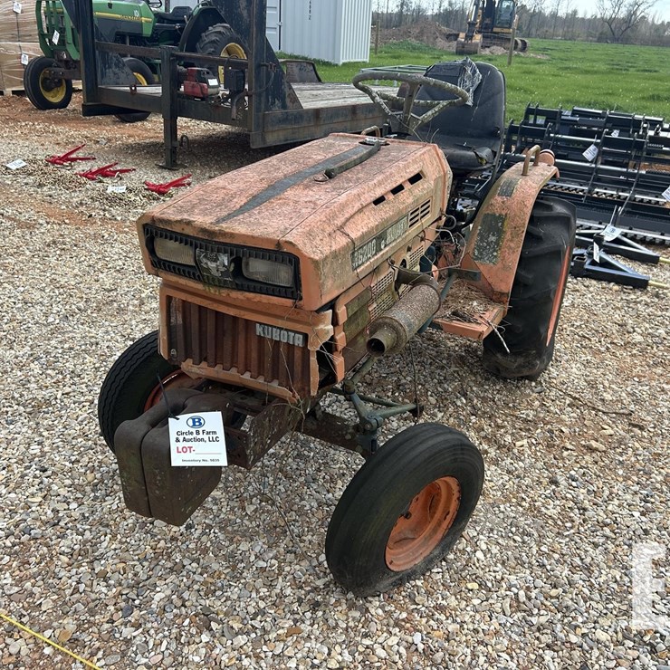 KUBOTA B6200