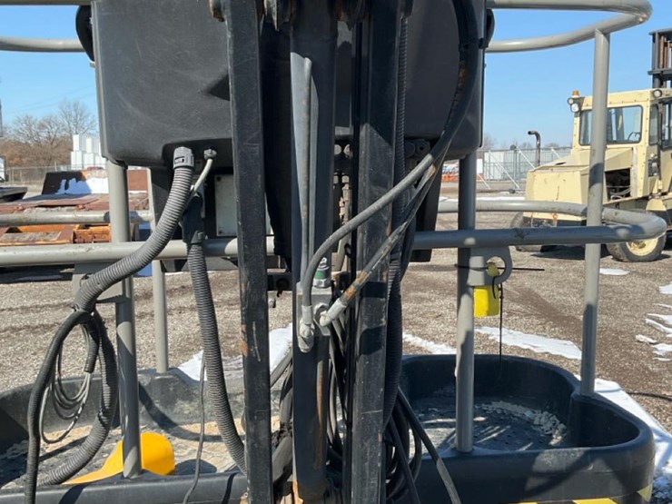 #1250-•-2016-niftylift-sd64d-articulating-boom-lift-image-20