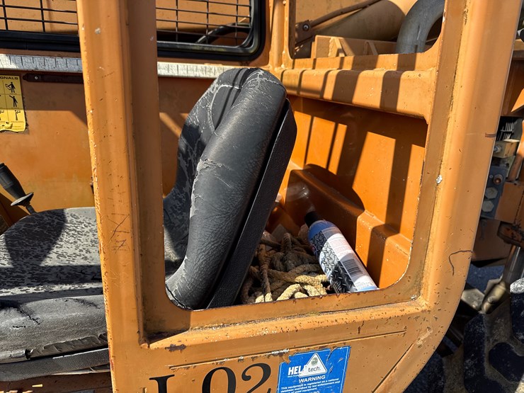 lull-644b-42-image-30