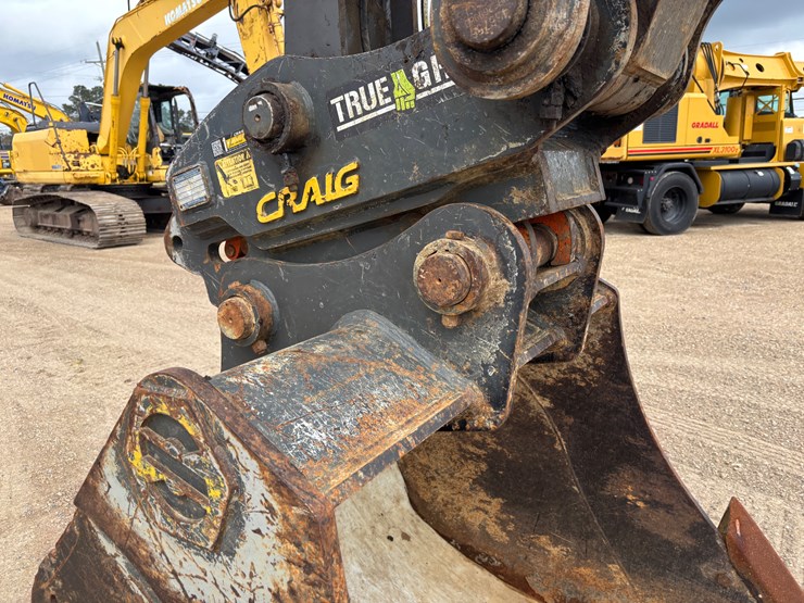 2022-volvo-ec220el-image-27