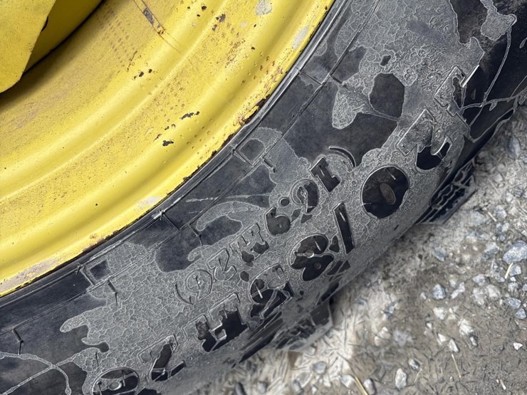 2005-john-deere-7220-image-5