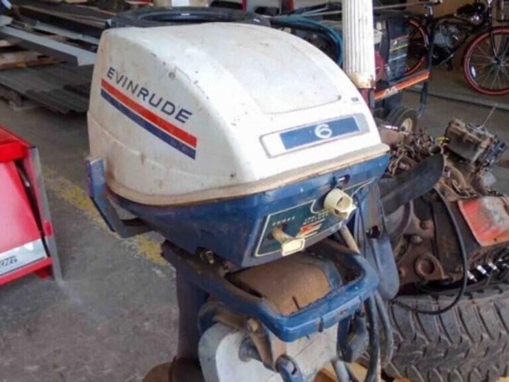 evanrude-6-fisherman-boat-motor/stand-image-1