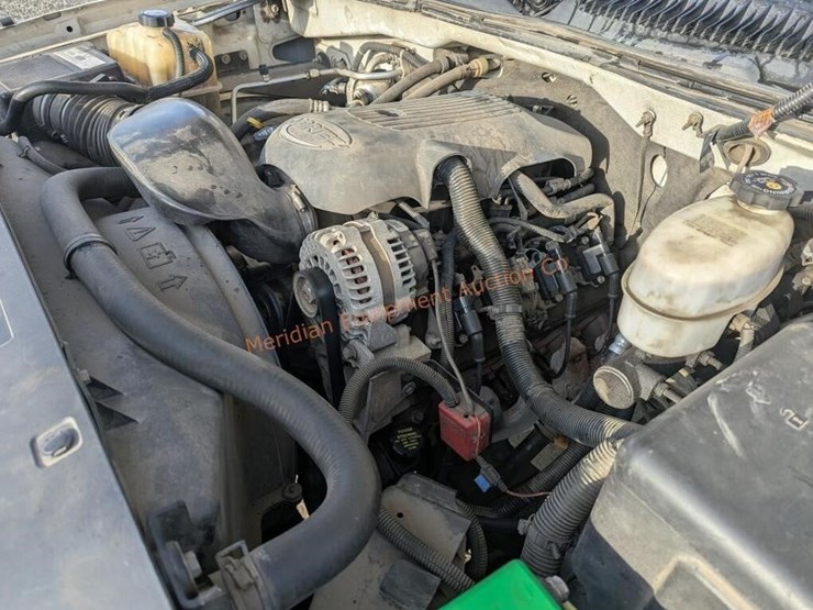 2003-chevrolet-3500-image-11