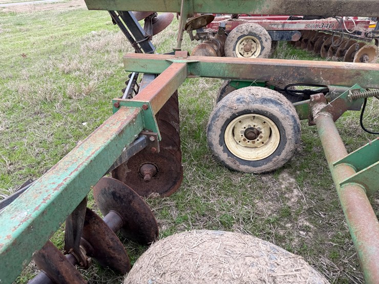 john-deere-36-image-48