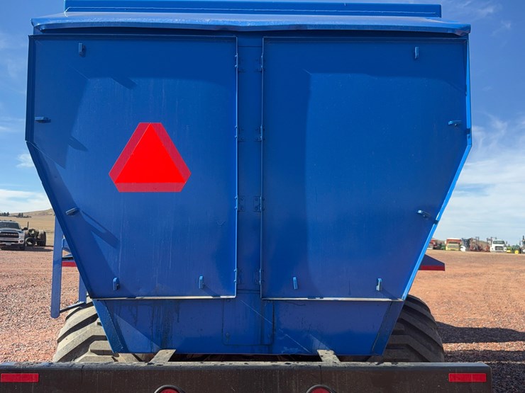 1995-international-8100-image-18