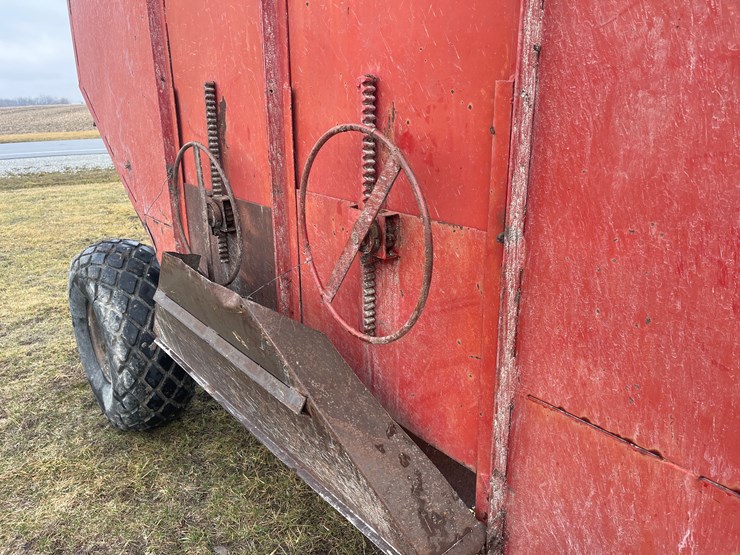 #5010-•-gravity-wagon-image-9