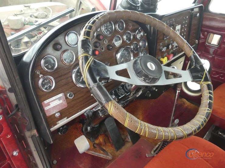 1980-peterbilt-359-image-14