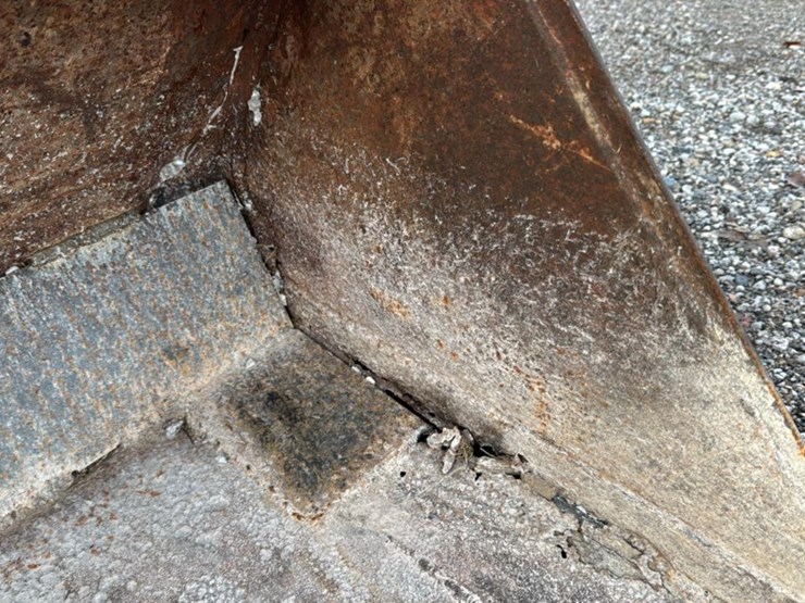 #1155-•-gehl-skid-steer-image-13