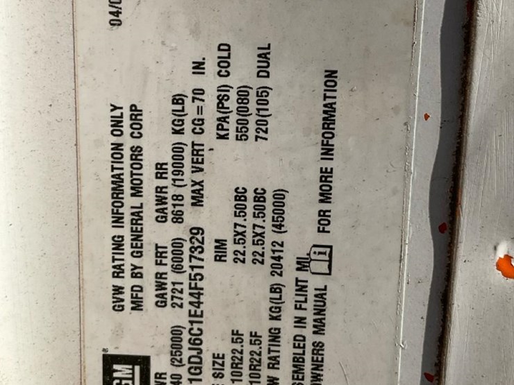 2004-gmc-topkick-image-9