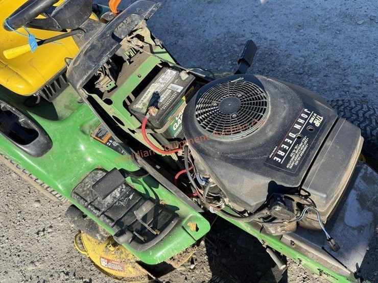 john-deere-180-image-11