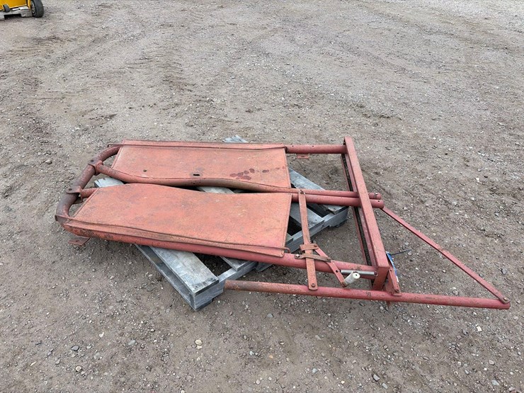 cattle-head-gate-image-6