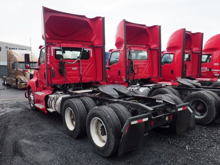 2018-international-prostar-image-12