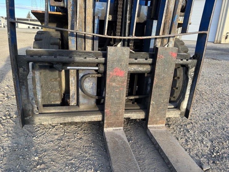 komatsu-fg25ht-12-image-11