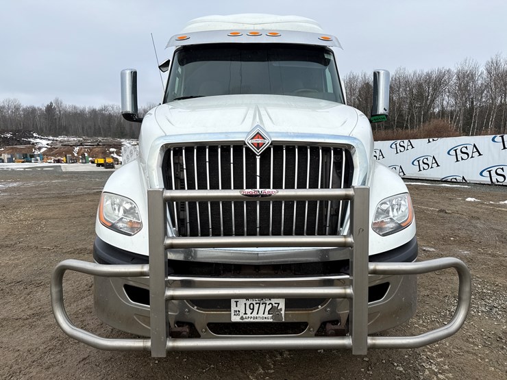 2017-international-lt-image-8