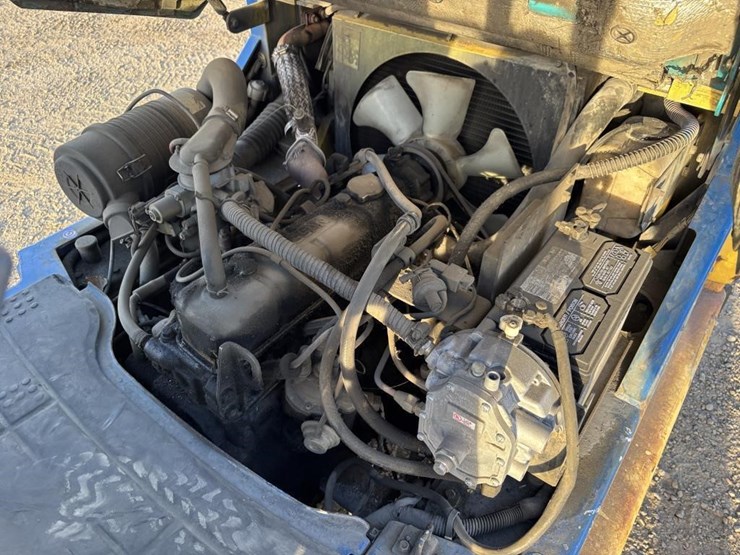 komatsu-fg25ht-12-image-25