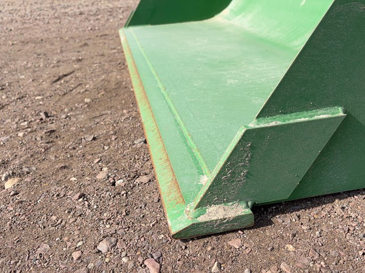 2023-john-deere-5060e-image-13