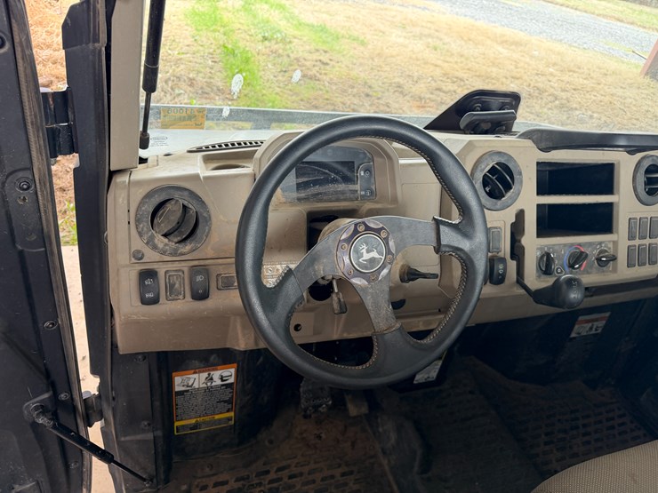 john-deere-gator-image-41