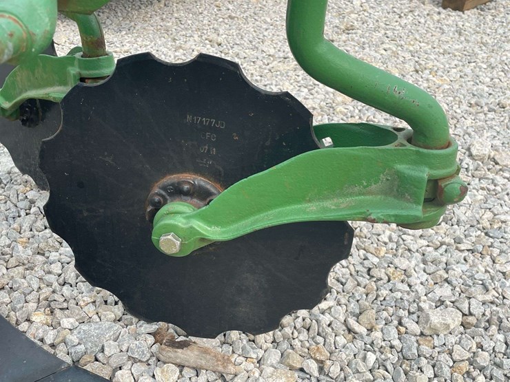john-deere-412-image-21