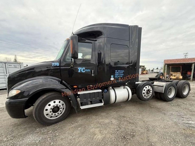 2017-international-prostar-image-1