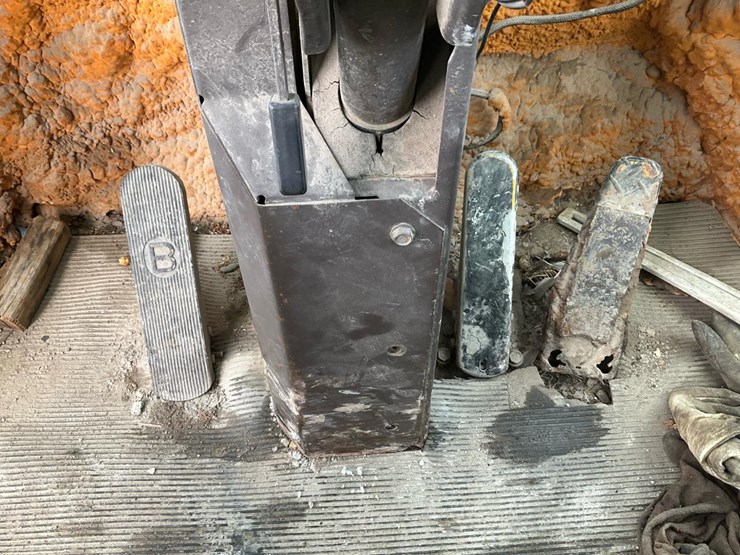 #1400-•-komatsu-wheel-loader-image-96