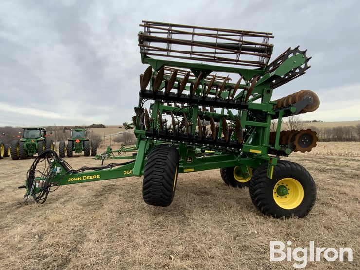 2023-john-deere-2680h-image-8