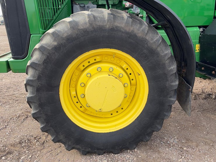 john-deere-8110-image-8
