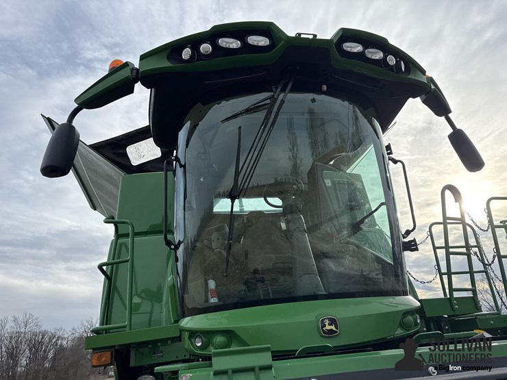 2013-john-deere-s690-image-9