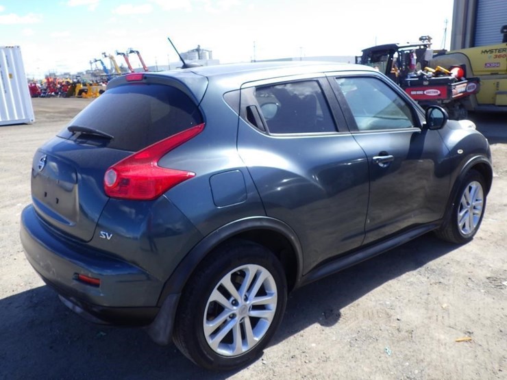 2011-nissan-juke-image-3