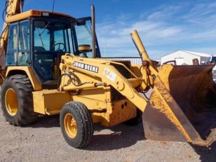 john-deere-310d-image-1