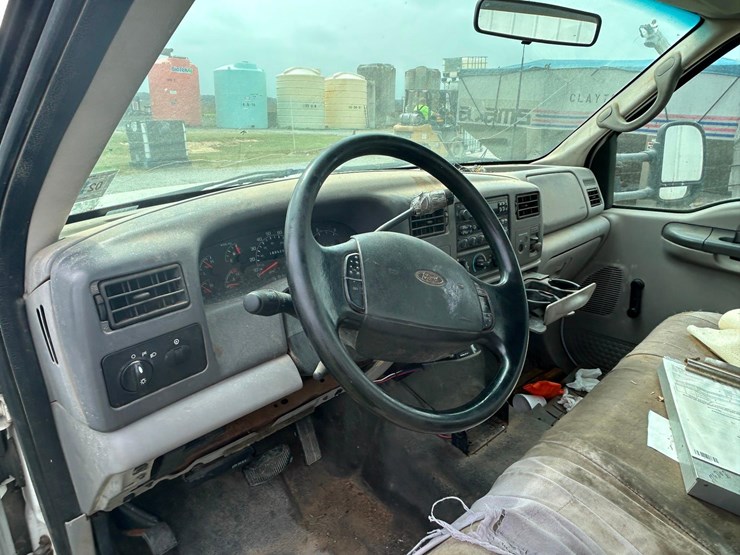 2001-ford-f450-image-34