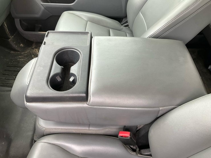 2021-ford-f150-xl-image-68