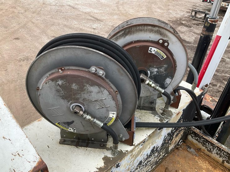 2014-international-7300-image-69