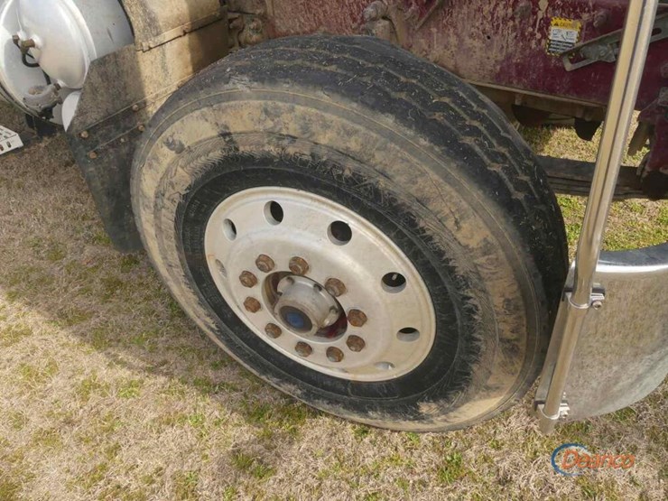 2001-mack-ch613-image-13