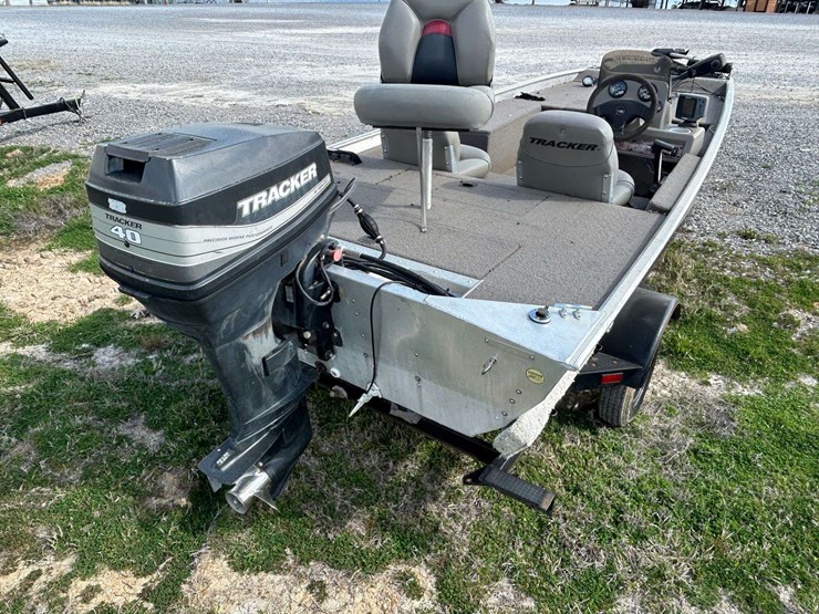 1999-bass-tracker-pro-team-165-boat-w/trailer-image-12