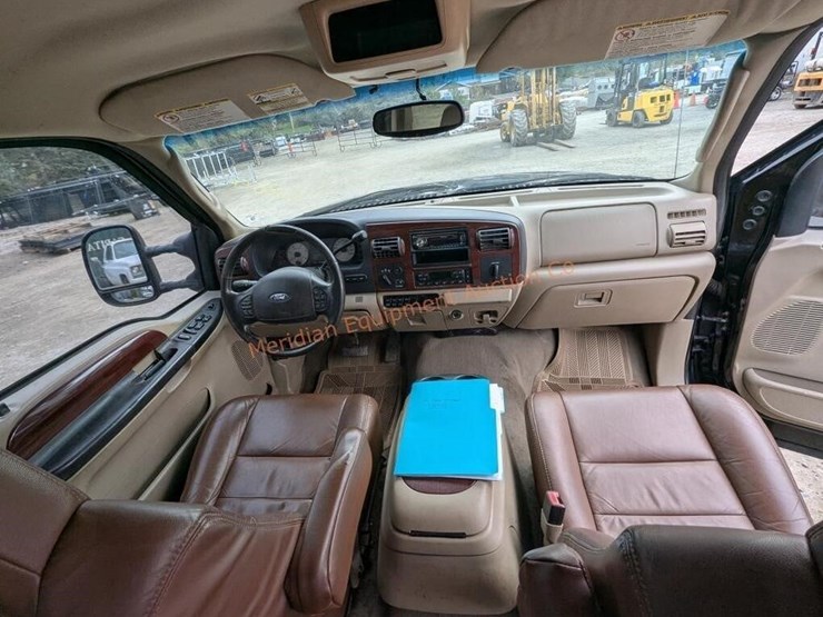 2005-ford-f350-image-15