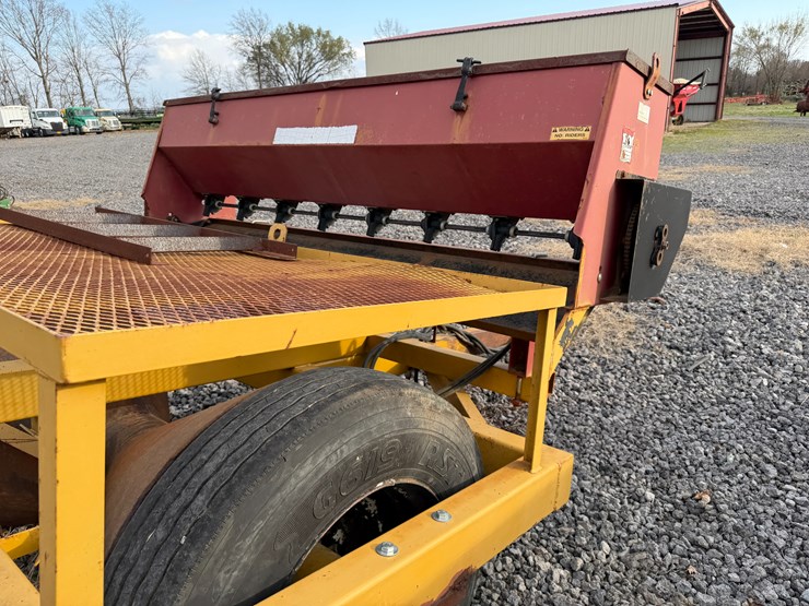 #41047-•-w&a-manufacturing-894-levee-seeder-and-packer-image-14