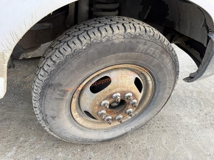 1996-ford-f350-xl-image-16