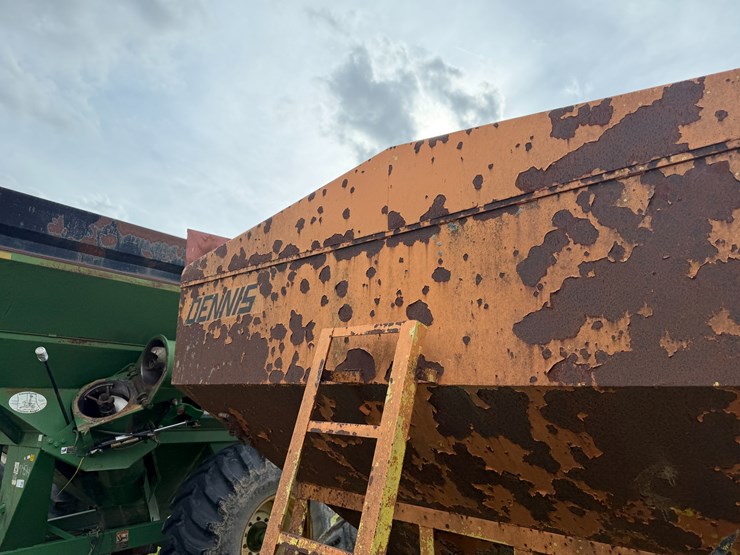 #41026-•-dennis-grain-cart-image-23