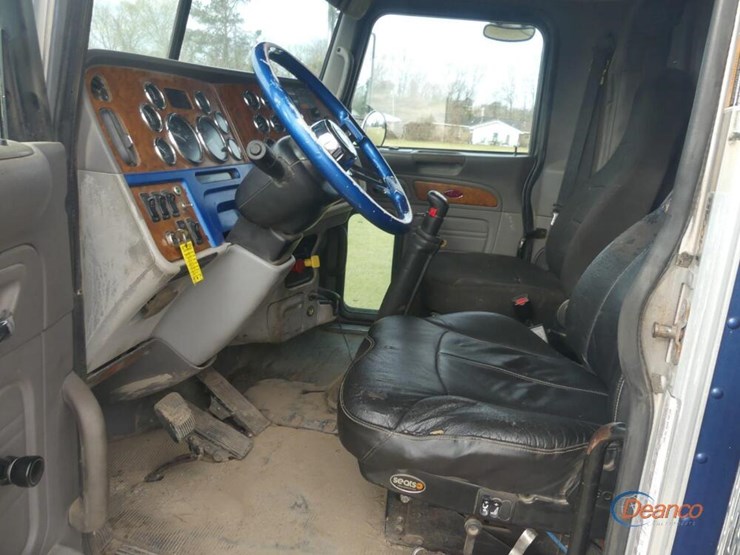 2007-peterbilt-379-image-13