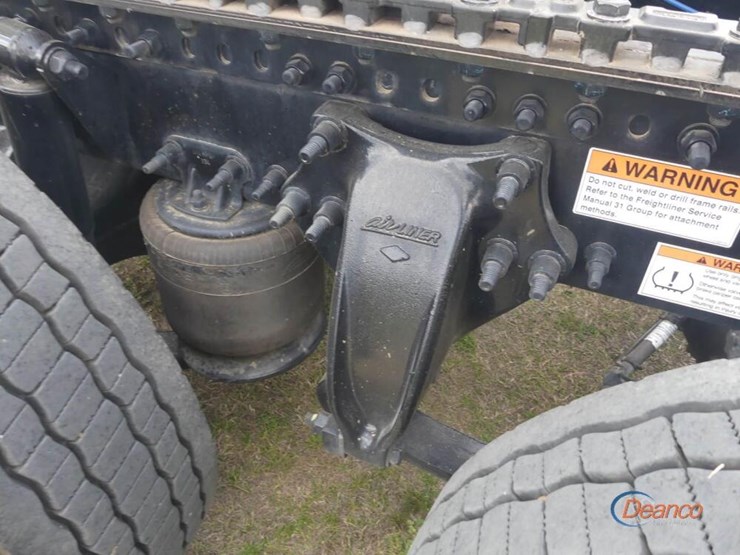 2025-freightliner-cascadia-116-image-5