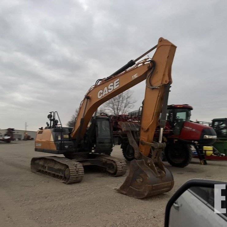 CASE CX210