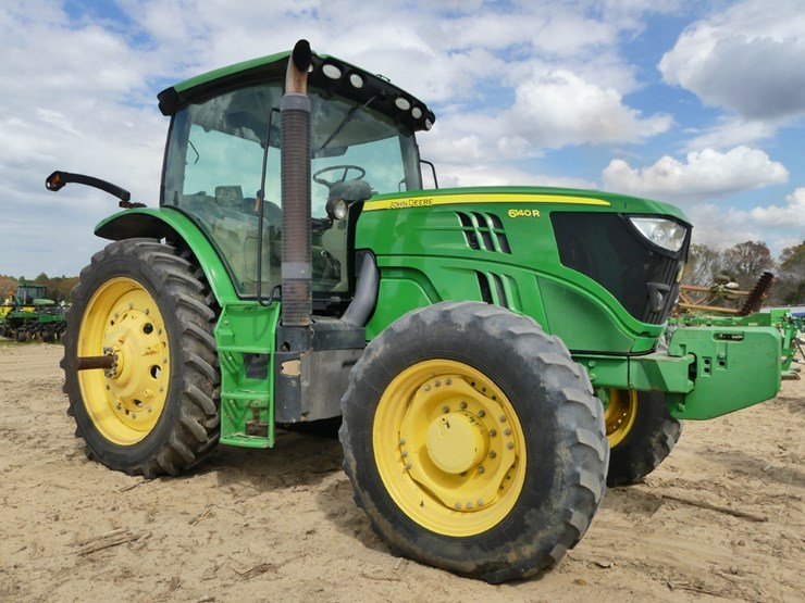 2014-john-deere-6140r-image-1